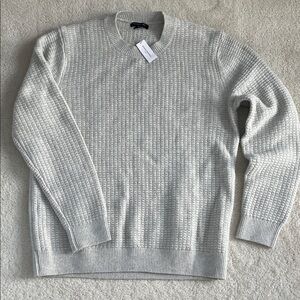 Banana Republic Men’s Light Gray Crewneck Sweater size L